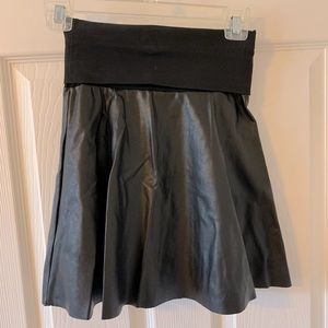 Wilfred Free Eva Vegan Leather Skirt